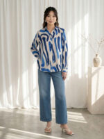 Women's Pattern Paint strokes shirt - Image 4